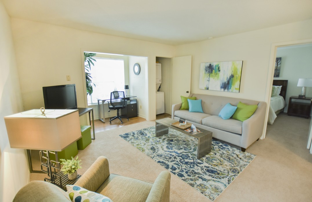 Windmill Creek North Apartments in Metairie LA Studio, 1 & 2 Bedroom